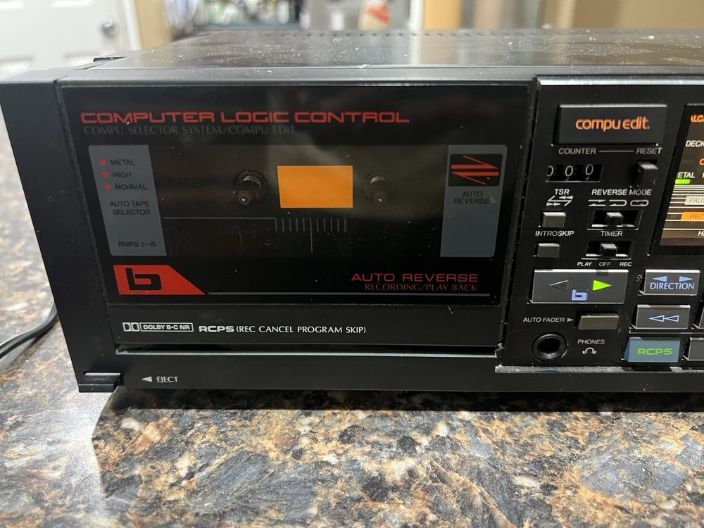 Sansui D-95WR Compu-Synchro Double Reverse Cassette Deck