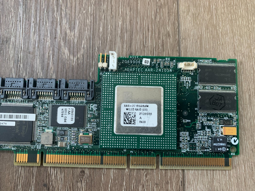 Adaptec AAR-2410SA/64 Raid Adapter 4 Port SATA Controller Card