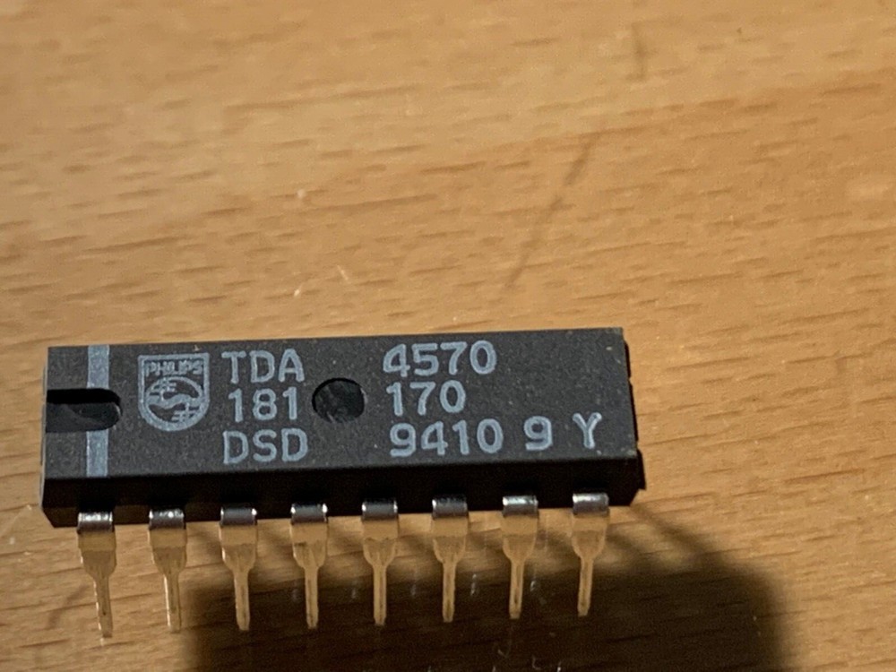 TDA4570 - PHILIPS IC - Color Signal Decoder, DIP16
