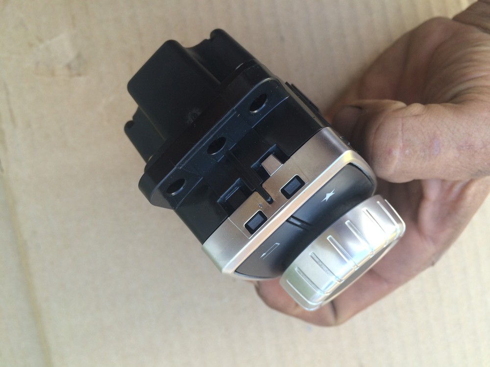 2015 MERCEDES BENZ CLA250 MULTI-FUNCTIONAL SWITCH 2469005615🇩🇪🇩🇪🇩🇪