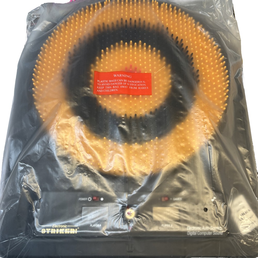 PRESSMAN ROUND ELECTRONIC STRIKER! SAFE DART GAME SCOREBOARD WITH SOUND EFFECT