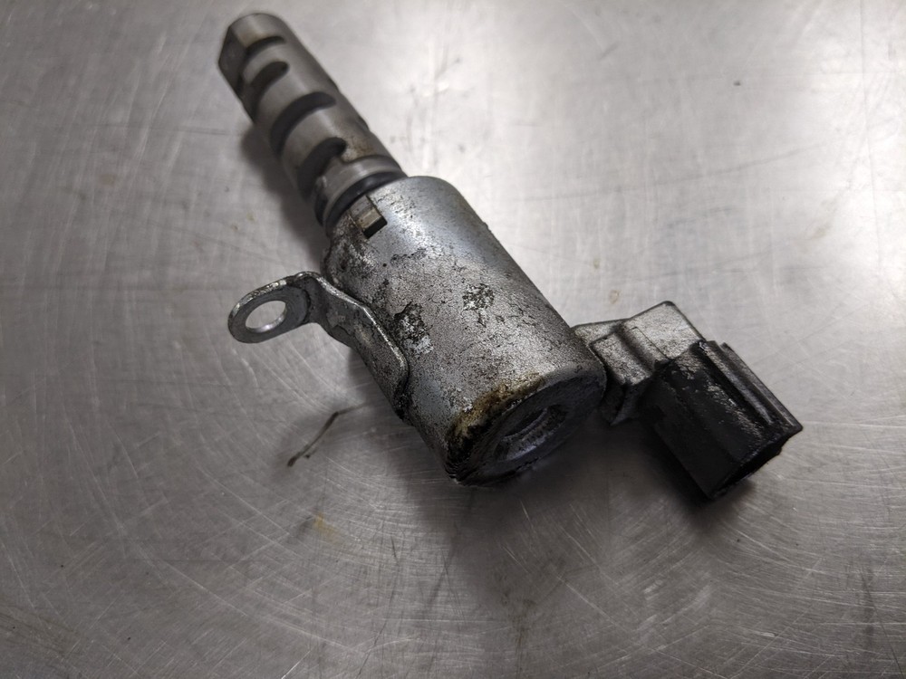 Variable Valve Timing Solenoid From 2007 Jeep Patriot 2.4
