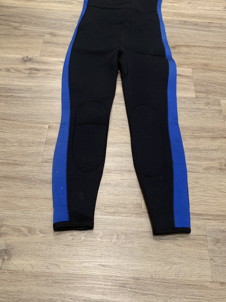Action Plus Wet Suit Sleeveless Size Medium One Piece Neoprene
