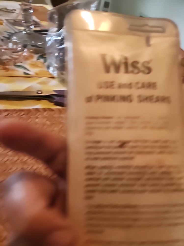 Wiss Cat. No. CB7 7 1/2" Pinking Shears Original Package