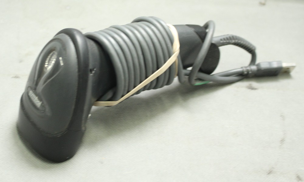 Symbol LS2208-SR20007R-NA Barcode Scanner LS2208 + USB Cable