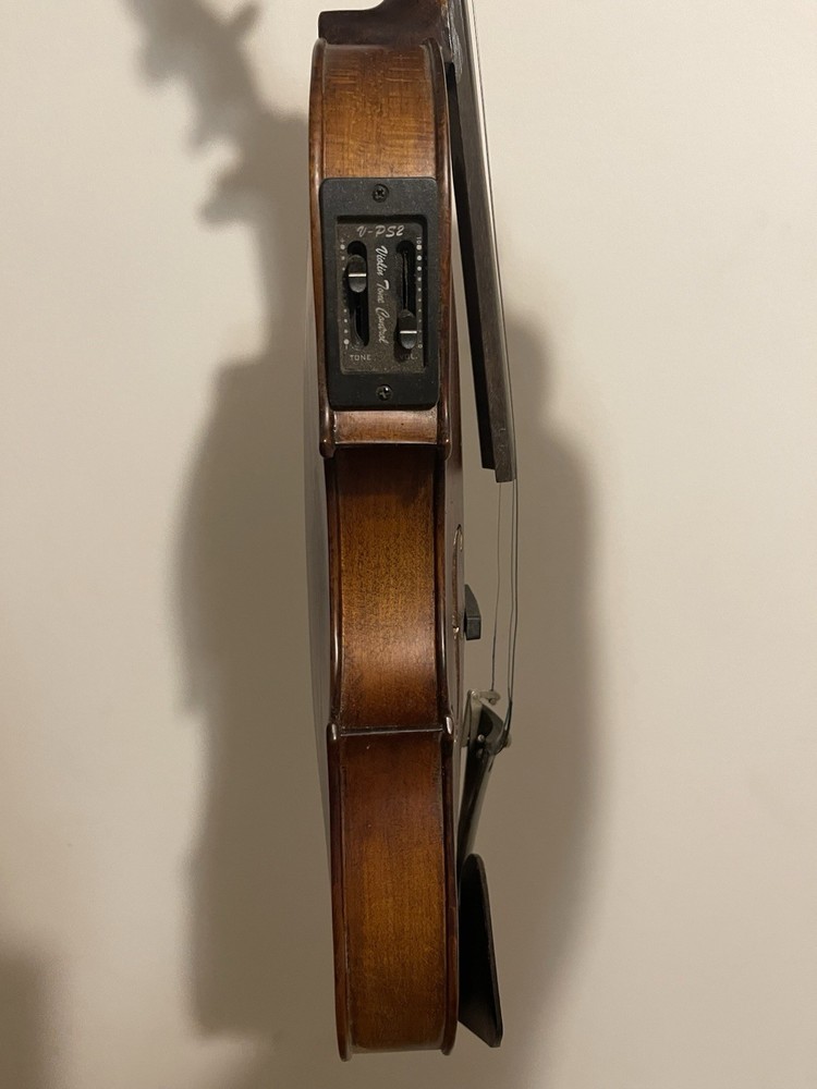 4/4 Violin With Tone Control