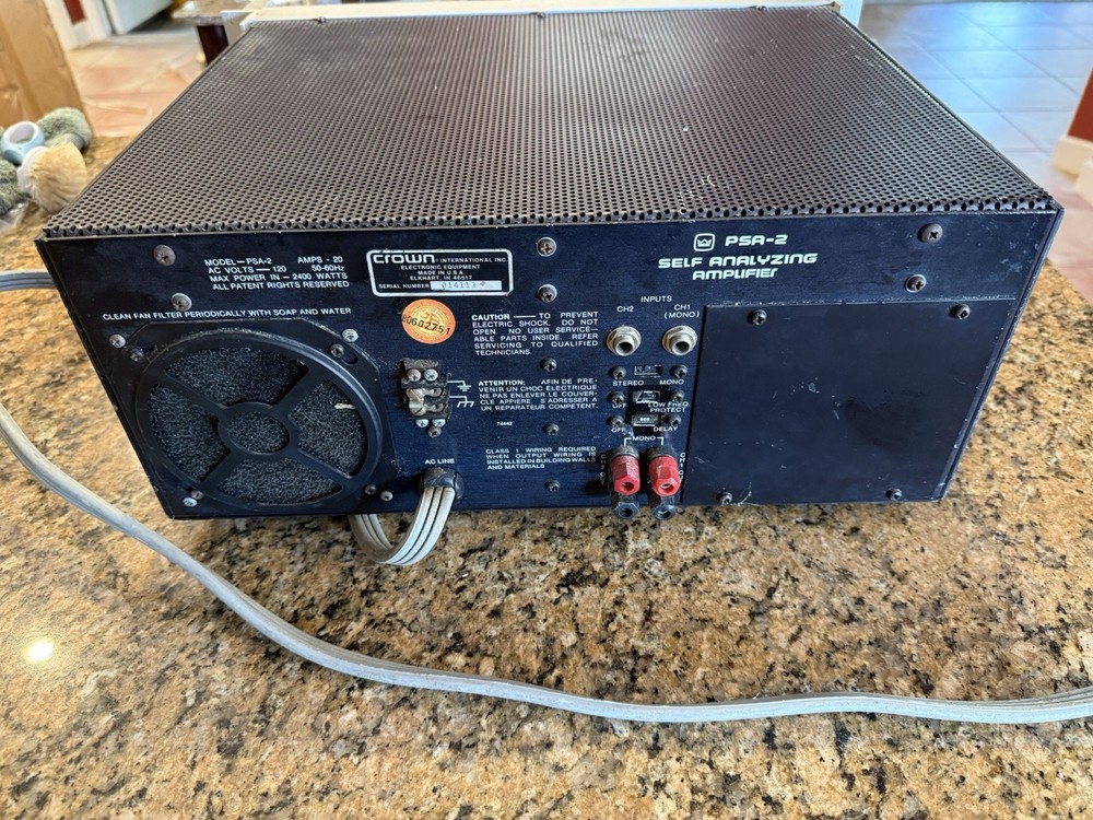 Vintage CROWN PSA-2 Self Analyzing Amplifier