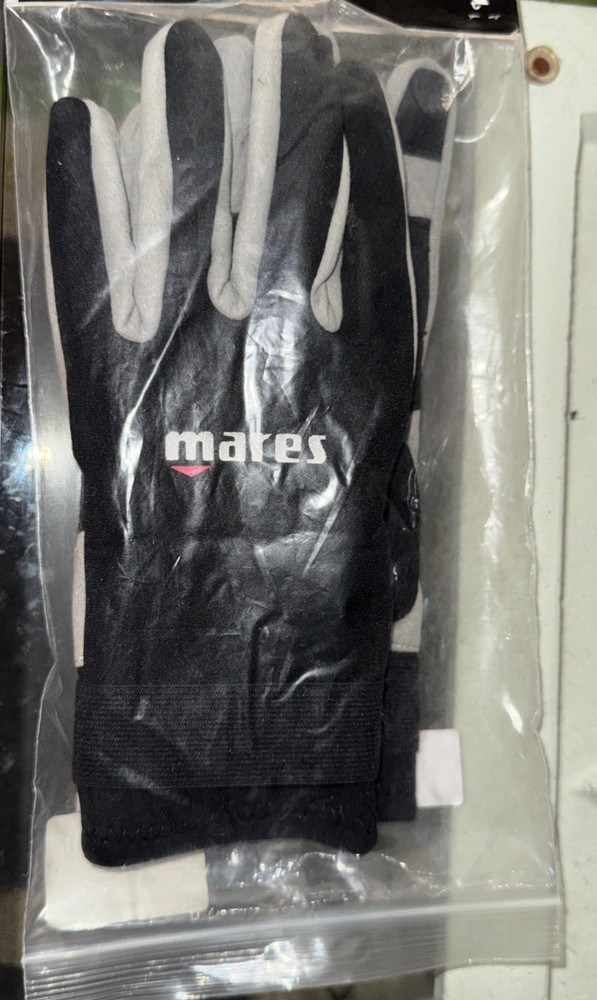 Mares Scuba Diving Snorkelling Amara 2mm Gloves, Size Large