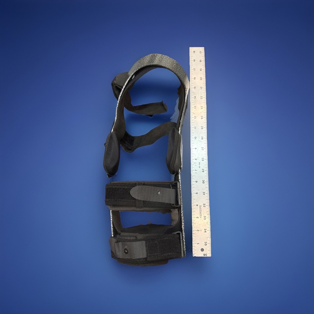 DonJoy Hinged Knee Brace ACL PCL Ligament Support Adjustable Left Medium