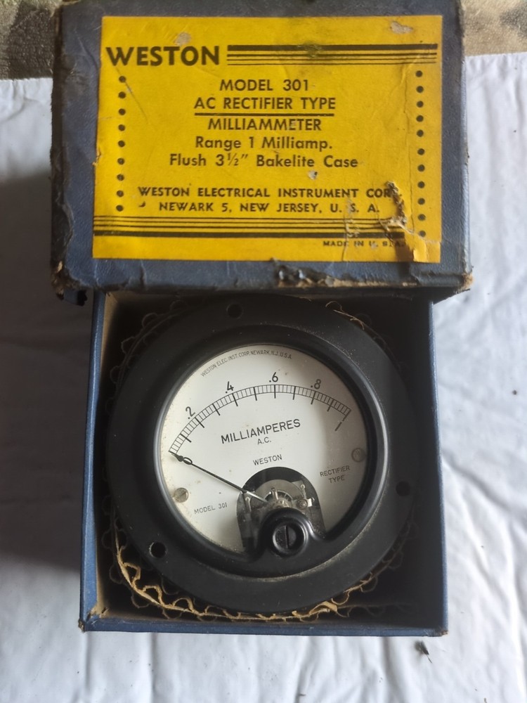 VINTAGE STEAMPUNK Round PANEL METER 0-1 AC Rectifier Type Milliammeter Model 301