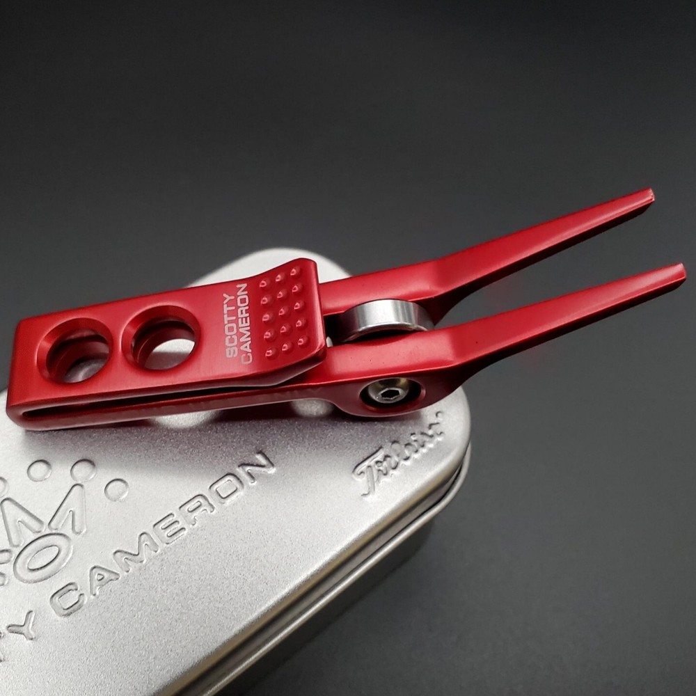 SCOTTY CAMERON FOR TOUR USE ONLY RED ROLLER PIVOT TOOL