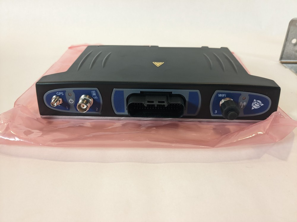 Trimble DCM300c w/ Mounting Bracket