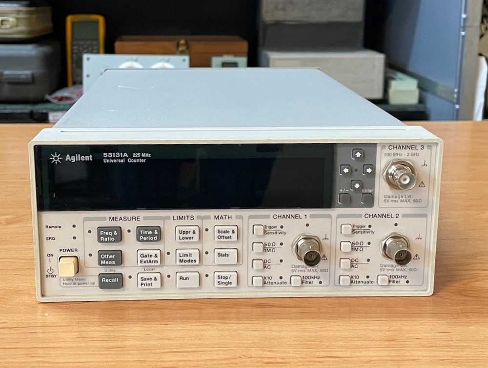 Agilent 53131A, universal counter