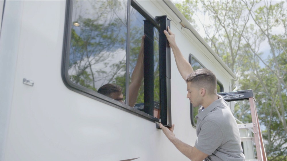 Free Breeze Accelerator, Black, Wind Energy Device for Windows, Busses, RV's