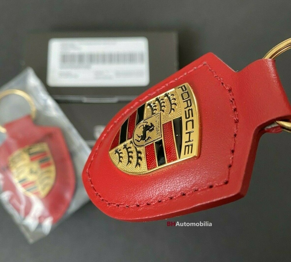 AUTHENTIC PORSCHE KEYCHAIN IN CLASSIC RED KEY RING 911