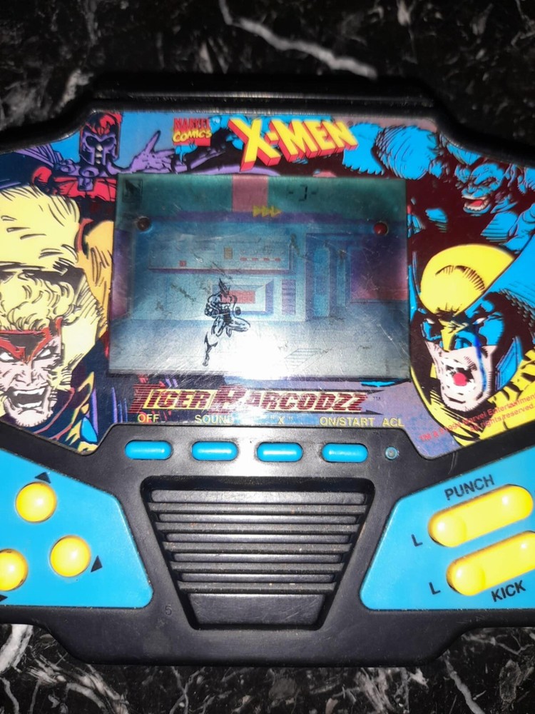 Vintage Tiger Electronics X-Men Barcodzz Handheld Game 1994 ( Read Description )