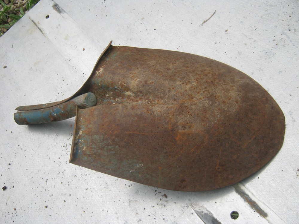 Rusty Rustic Original Vintage Primitive Metal Shovel no handle