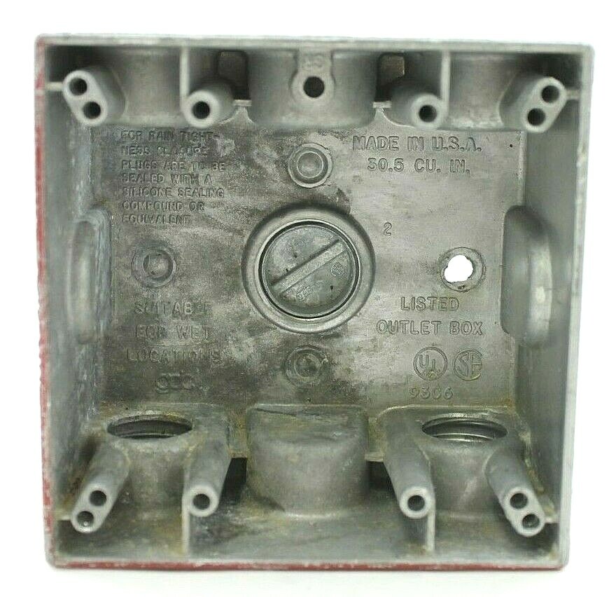 GDC 93C6 2-Gang Outlet Box