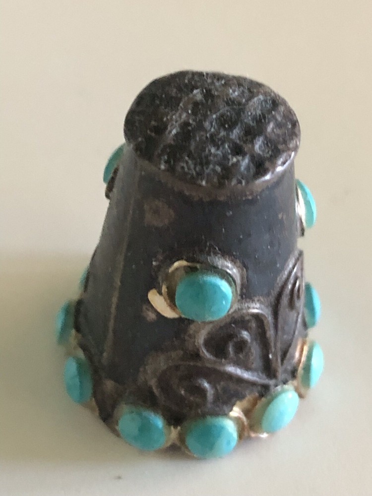 VINTAGE STERLING MEXICO THIMBLE WITH DECORATION