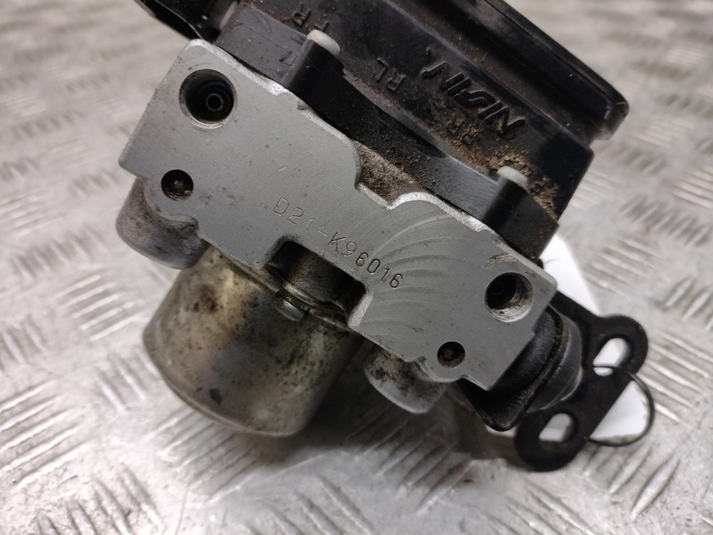 2010 TRIUMPH TIGER 1050 ABS Pump