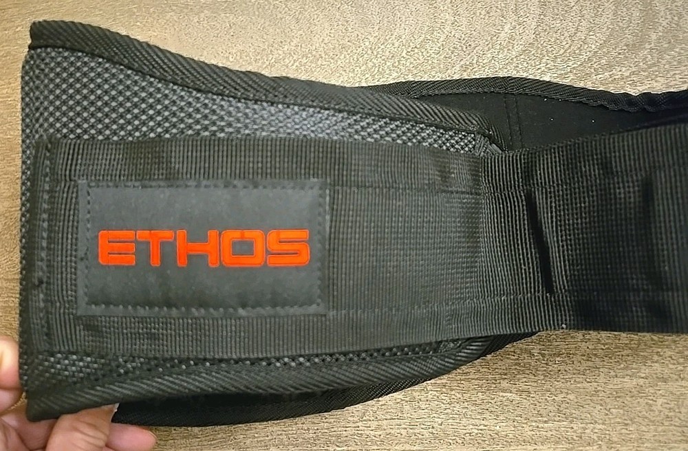 Ethos weight lifting belt Size L Adjustable See All Pics And Description