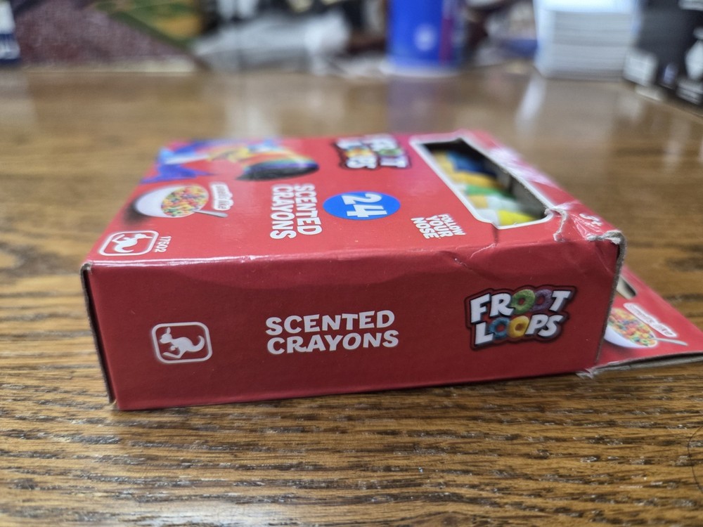 Front Loops Scented Crayons 24pack