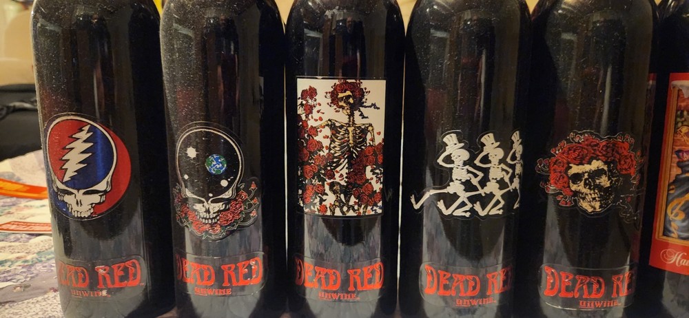 6 Grateful Dead Red Unwine :
