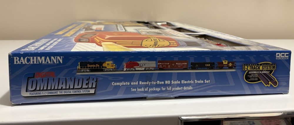 BACHMANN HO SANTA FE DIGITAL COMMANDER DIESEL TRAIN SET DCC USED