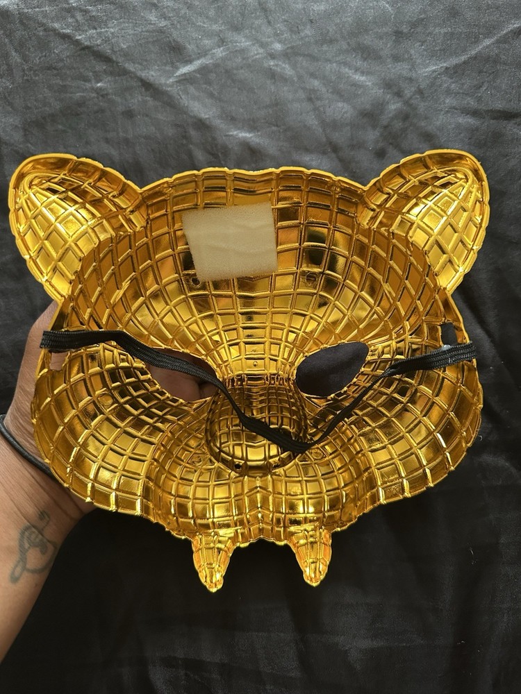 New York Squid Game Experience Gold VIP Mask