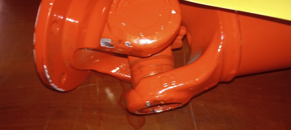 CARDAN UNIVERSAL JOINT DRIVE SHAFT