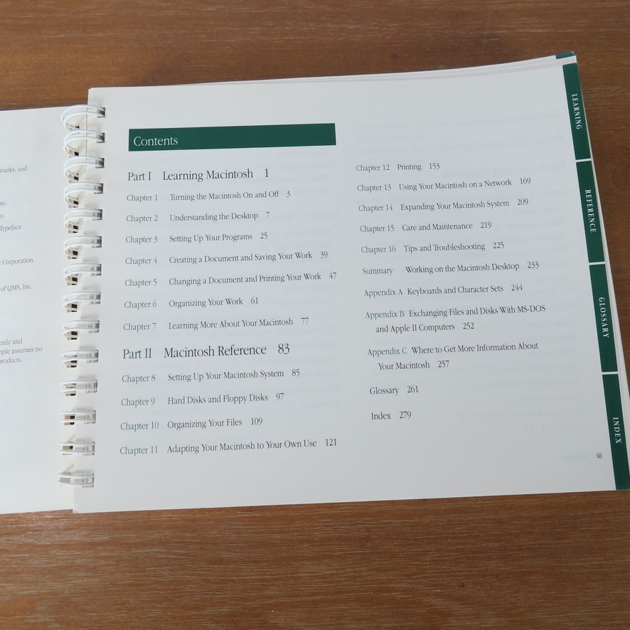 VTG 1993 Macintosh Set of 7 Reference User's Guide Getting Started Hyper..more