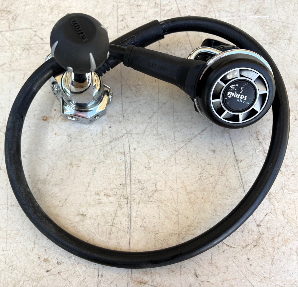 Mares Abyss Regulator Dfc Scuba First and Second Stages - Untested