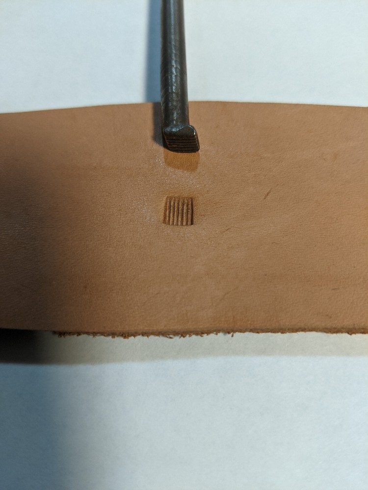 Classic Leather Stamping Tools                                        (ref. 33)