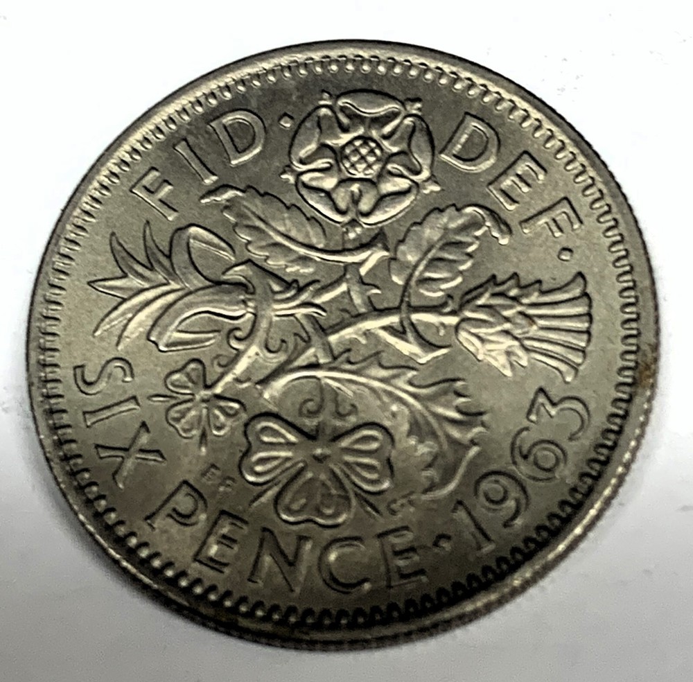 # C852   GREAT BRITAIN     COIN,     SIX PENCE  1963