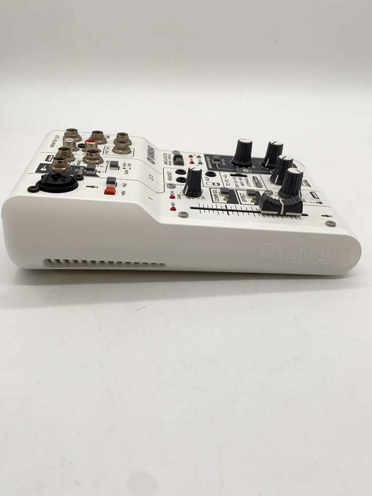 YAMAHA AG03 MIXER Used