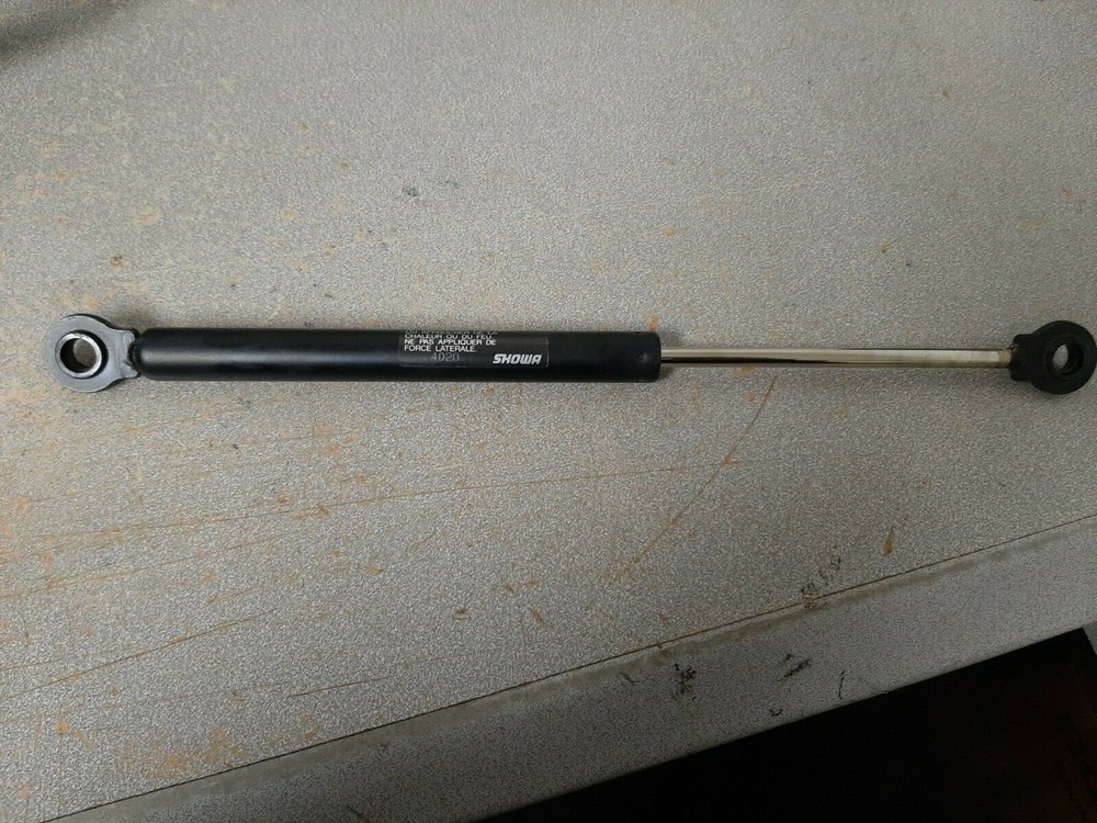 Honda GL1800 Saddlebag Strut