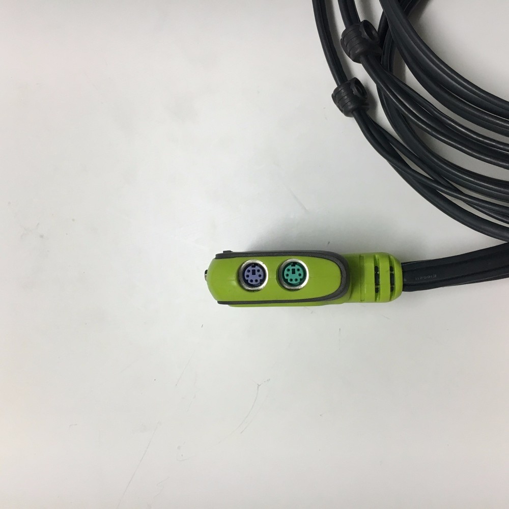 Iogear GCS62 ~ 2-Port KVM Cable