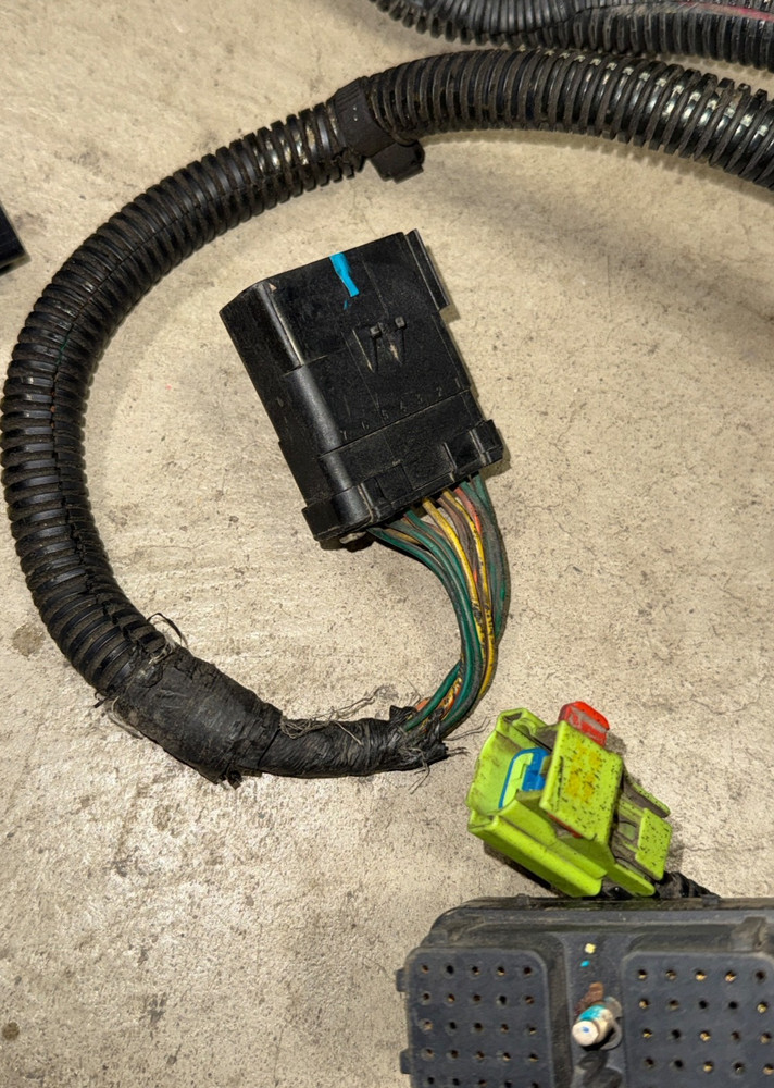 Engine Wiring Harness 5143253AA