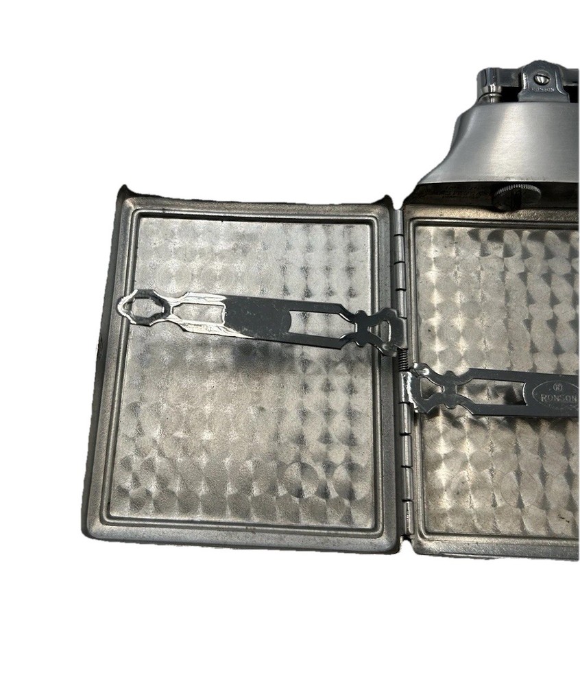 Vintage Ronson Mastercase Metal Silver Tone Cigarette Case Lighter Untested