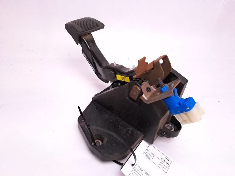 BRAKE PEDAL FOR CHRYSLER 200 2017