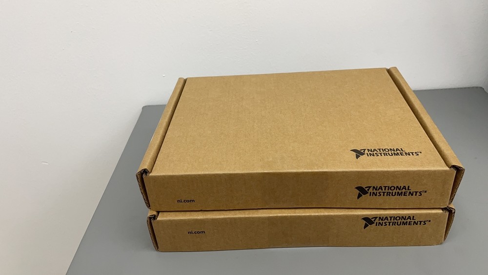 New NI PCI-6518 779084-01 (16 input, 16 source output)