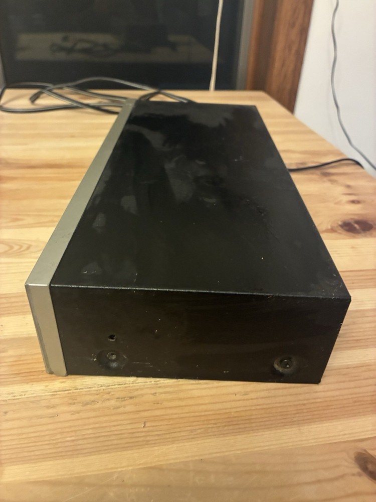 Realistic 7-Band Stereo Frequency Equalizer Model 31-1989 | Powers On | Untested