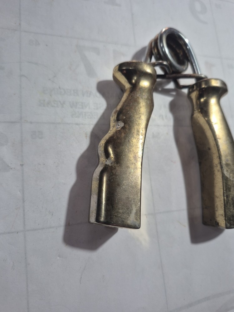 Vintage Solid Brass Exercise Hand Grip Hand Strengthen Exercise Gripper Spring