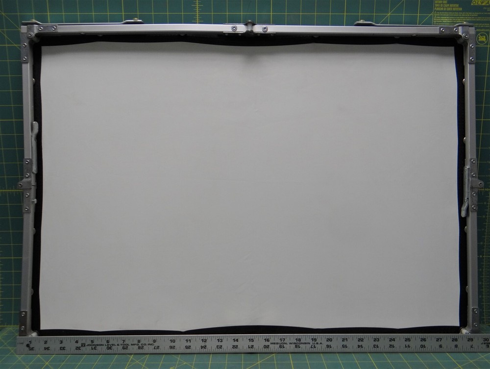 Da-Lite Fast-Fold Mini Projection Screen 28"x19" Screen Size