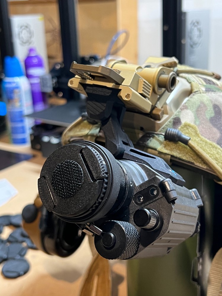 37mm PVS-14 Lens Cap With Optional Pinhole