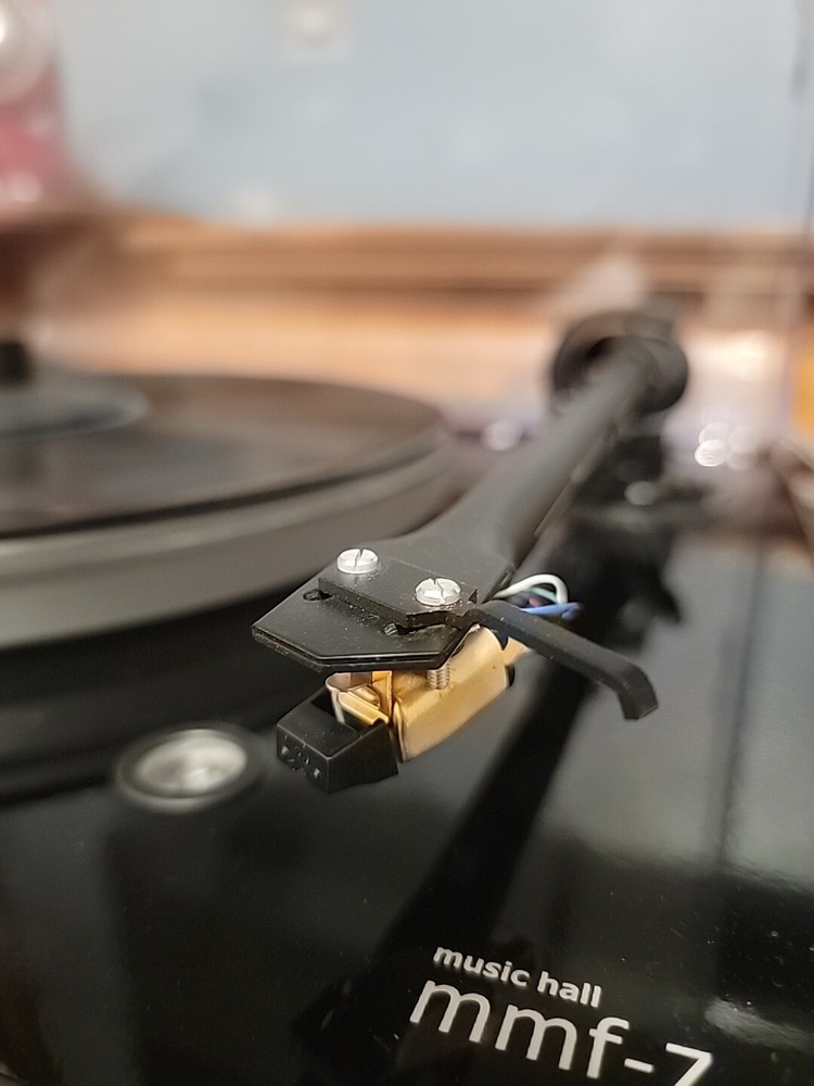 Music Hall MMF-7 Turntable Working Condition