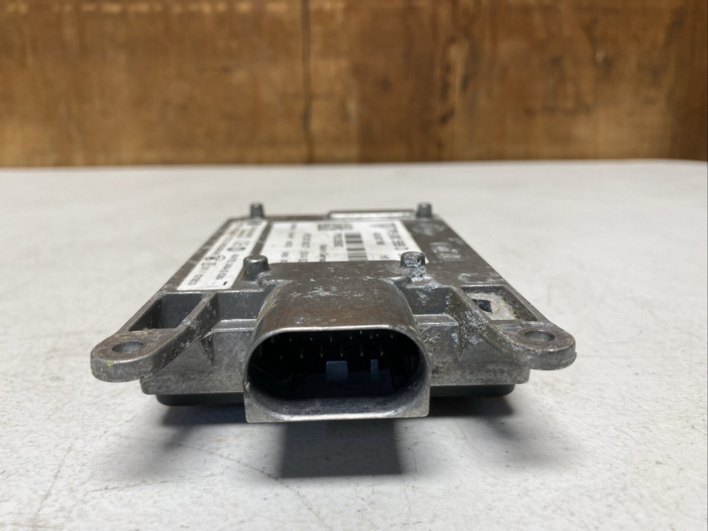 2011-2014 PORSCHE CAYENNE GTS 92A - Right LANE Change Assist Control Module