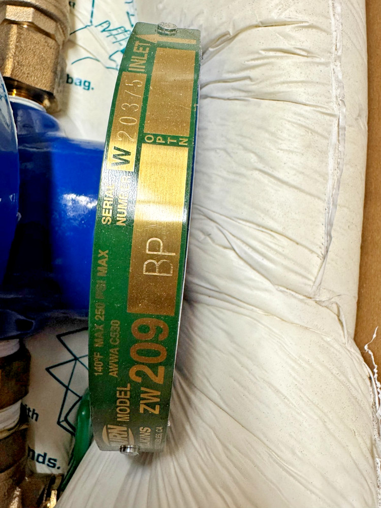 ZURN 112-ZW209BP Pressure Reducing Valve w/ Low Flow Bypass 1-1/2" Flanged (NIB)