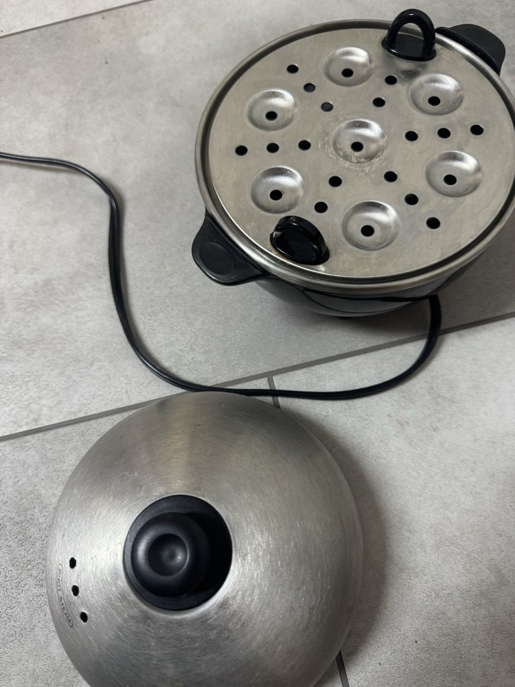 Elite Black Egg Cooker