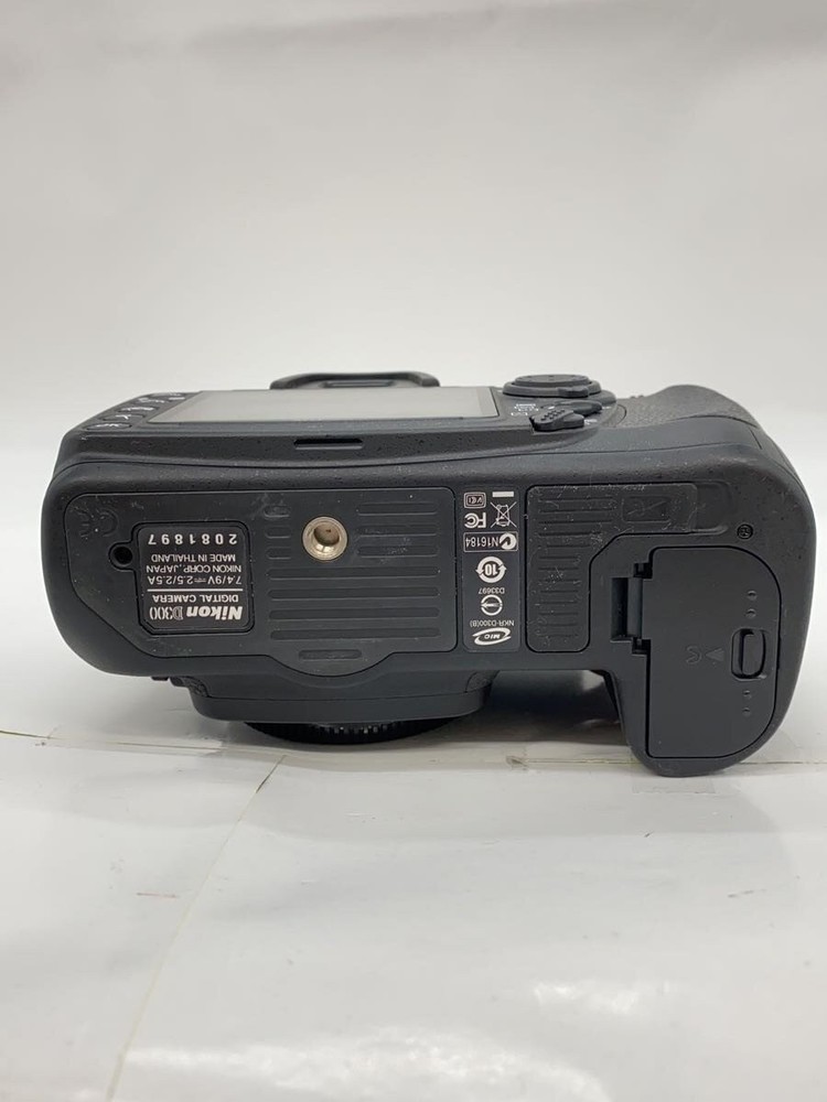 Nikon Digital Single Lens Reflex Camera